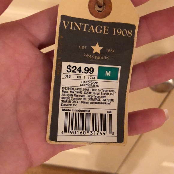 <NWT> 🌸🖤Converse Cardigan🖤🌸 - Picture 4 of 5